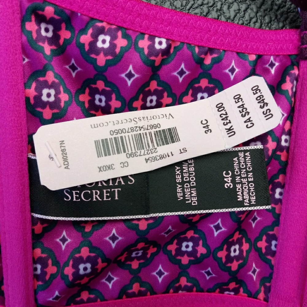 Victoria's Secret Very Sexy Lined Demi Bra - Picture 6 of 6